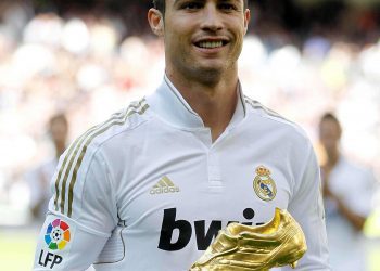 Cristiano Ronaldo
Photo credit ;planwallpaper.com