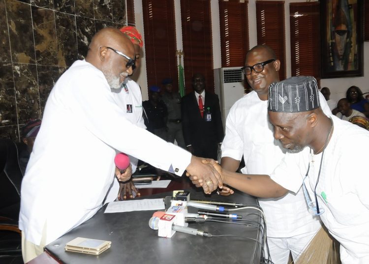18359454_10155051054545469_5947068332771974660_o - National Insight News Ondo State governor, Mr Oluwarotimi Akeredolu, SAN, receiving the two lawmakers of the state House of Assembly, Hon Olugbenga Araoyinbo (Majority Leader) and Hon Malachi Comer, to the APC fold, yesterday, at Governor's Office, Akure, shortly after their defection from the PDP