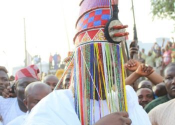 Ooni of Ife wearing Ade Are