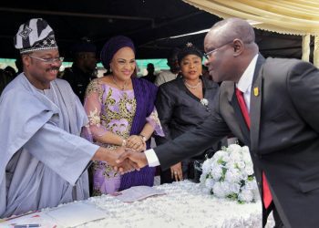 L-R: Oyo State Governor, Senator Abiola Ajimobi; his wife, Chief Florence Ajimobi; Deputy Chief Registrar State High Court, Alhaja Fatimah Badrudeen; and State Head of Service, Mr. Soji Eniade,  during the 2018 annual new year  interfaith service organised by the state government, at the Governor's Office Car Park, Ibadan... on Tuesday. Photo: Governor's Office