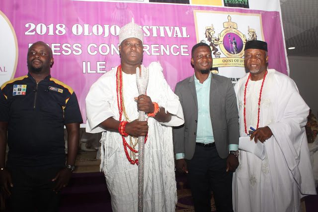 IMG_2862 - National Insight News L-R: Team Lead,Sales & Trade Development, MTN, Adewale Bamigba; Ooni of Ile- Ife,His Imperial Majesty, Oonirisa Adeyeye Enitan Ogunwusi,Ojaja II; Brand Manager, Goldberg Nigerian Breweries, Akinola Josiah Olufemi and Chief Festival Administrator, Otunba Ayo Olumokun at the press conference to announce Olojo Festival 2018 held in Ooni's Palace, Osun state.