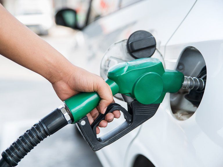 petrol-station-shutterstock-410510926 - National Insight News FG Reduces Petrol Price to N162.44 Per Litre