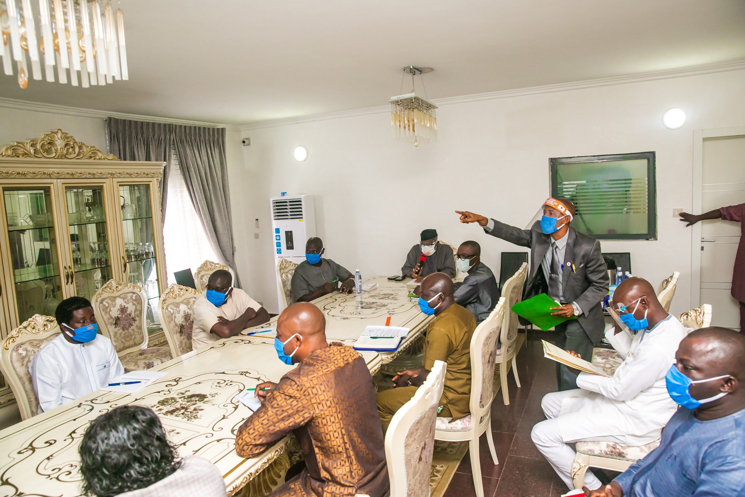 Akeredolu with Representatives of the labour union