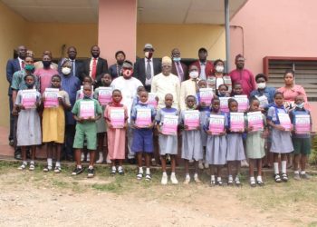 SGD Donates book to SUBEB