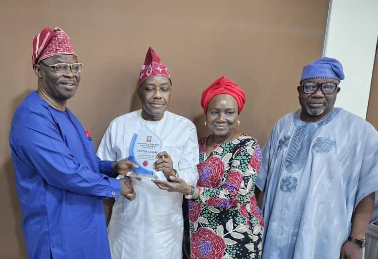 Ogbomoso Pivotal Club - National Insight News Ogbomoso Pivotal Club Celebrates Prof.Adelowo's Global Achievement, Recommend Him for National Honour
