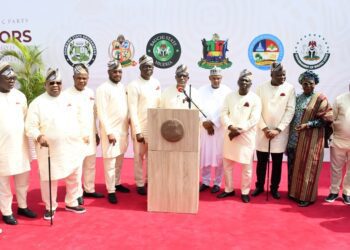 From left, PDP Governor's, Delta Deputy, Monday Onyeme; Osun, Senator Ademola Adeleke; Enugu, Dr Peter Mbah; Zamfara, Dauda Lawal; Oyo, Seyi Makinde; Bauchi, Bala Muhammed; PDP National Acting Chairman, Umar Damagum; Adamawa, Umaru Fintiri; Bayelsa, Senator Douye Diri; Akwa-Ibom Deputy, Senator Akon Eyakenyi and Taraba, Agbu Kefas, during the PDP Governors forum meeting, held at Oyo State Governor's Office, Secretariat, Ibadan. PHOTO: Oyo Gov's Media Unit.