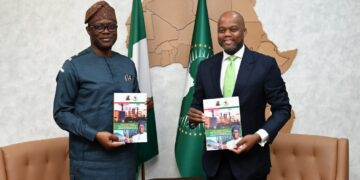 IMG-20251028-WA0010 - National Insight News Governor Seyi Makinde with His Excellency Wamkele Mene, Secretary General, African Continental Free Trade Area (AfCFTA), during a visit of the former to the AfCFTA Headquarters in Accra, Ghana, to submit the post-launch engagement report.