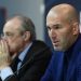Real Madrid's French coach Zinedine Zidane (R) sits beside president Florentino Perez, during a press conference to announce his resignation in Madrid on May 31, 2018.
Real Madrid coach Zinedine Zidane said today he was leaving the Spanish giants, just days after winning the Champions League for the third year in a row.

 / AFP PHOTO / PIERRE-PHILIPPE MARCOU