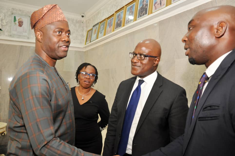 CAPTION: From left, Oyo State Governor, Engr Seyi Makinde; Executive Director Business Development, First City Monument Bank (FCMB), Mrs Bukola Smith; Managing Director Capital Markets (FCMB) Mr Tolu Osinibi and Zonal Head Southwest, Mr Amubioya Bolanle, during the visit of the bank's management team to Governor's Office, Ibadan. 

PHOTO: Oyo State Government.