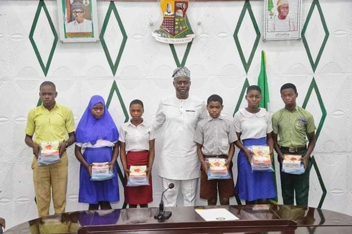 Governor Makinde and Secondary School Students