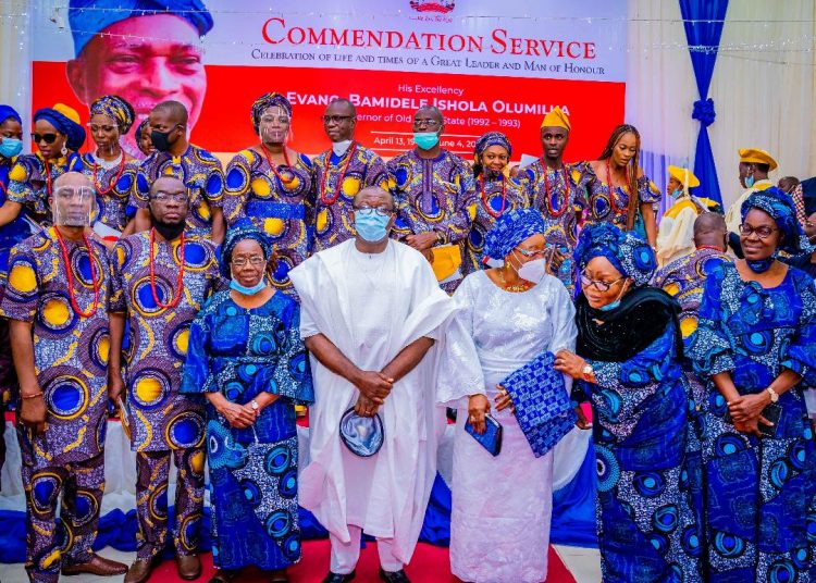 Fayemi pays moving tribute to olumilua