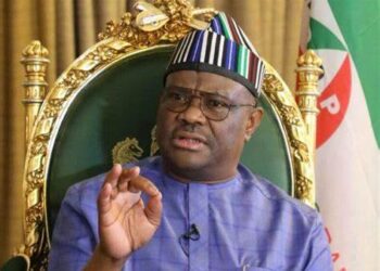 Wike Receives Hundreds of Defectors From APC In Rivers