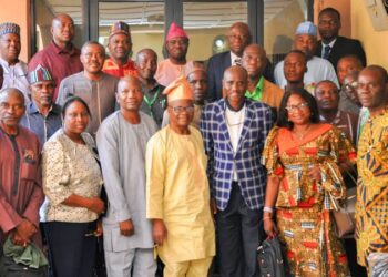🖕members of the Committee of Heads of Internal Audit Departments and Units in Nigerian Universities (CHIADINU), with members of Management of the Ladoke Akintola University of Technology (LAUTECH), Ogbomoso, Oyo State, at the opening of the 28th annual conference of the Committee which held at LAUTECH at the weekend.