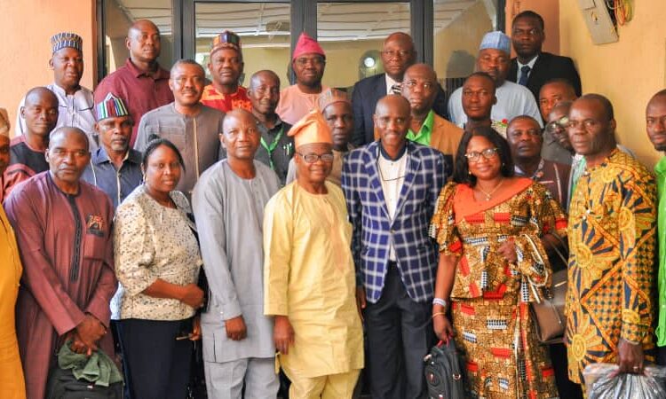 🖕members of the Committee of Heads of Internal Audit Departments and Units in Nigerian Universities (CHIADINU), with members of Management of the Ladoke Akintola University of Technology (LAUTECH), Ogbomoso, Oyo State, at the opening of the 28th annual conference of the Committee which held at LAUTECH at the weekend.