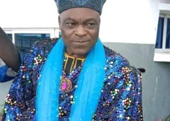 Oludo Aláyémọrẹ Ido Osun,Oba Aderemi Adebayo