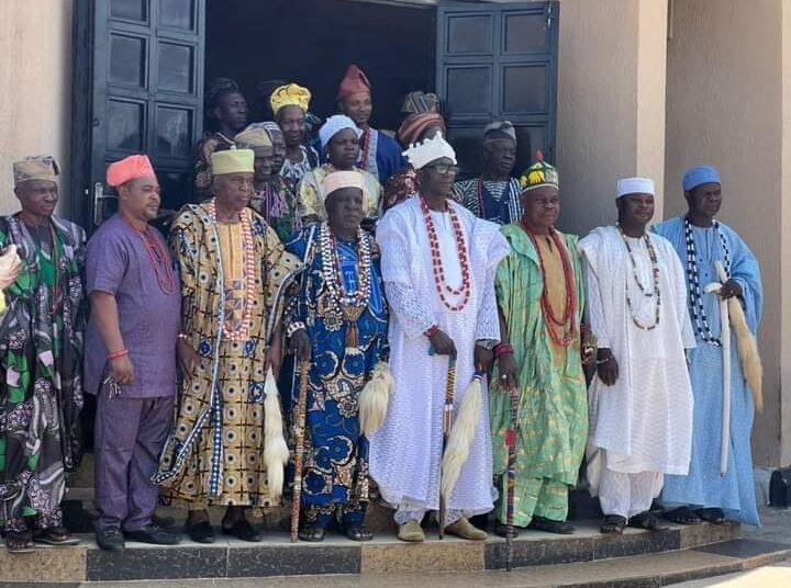 Beninese Yoruba Obas Visit to Aresa of Iresa-Apa,