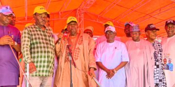 Ondo; Jimoh Ibrahim Rallies Supporters, Pledges Overwhelming Votes for APC