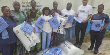 Skal International Club Donates Relief Materials to Health Centres in Ibadan