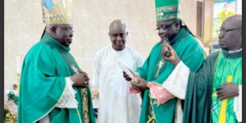 -R: Archbishop Leke Abegurin; Alhaji Ahmed Raji, SAN, and Archbishop Emmanuel Badejo of Ibadan and Oyo Dioceses during the commissioning of 400 capacity hall built in place of an 80-year-old church in Iseyin, Oyo State .