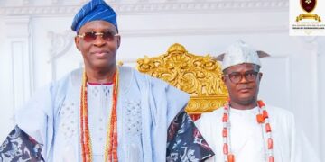 Soun of Ogbomosoland Oba Ghandi Afolabi Olaoye Orumogege 111 and Paramount Ruler of Yewaland and Chairman of the Ogun State Council of Obas, His Royal Majesty, Oba (Dr.) Kehinde Gbadewole Olugbenle, Asade Agunloye IV, during Olu of Ilaro 's visit to Soun's palace on Thursday