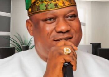 Alhaji Saheed Omogbolahan Adigun, Oba Mobil