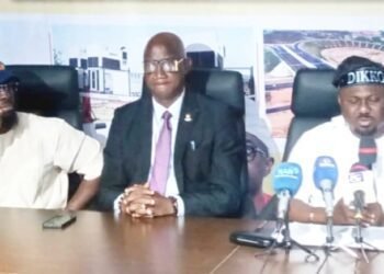 From left, Mr. Mukhtar Azeez, Director of Business Planning and Financial Analysis; Mr. Aremu Taofeek, Director of Finance and Account; and Dr Ibrahim Oladeji Dikko, Chairman/Sole  Administrator, all of Pacesetter Transport Service, during the press briefing.