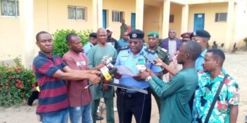Osun State Command, CP Ibrahim Gotan, addressing the media