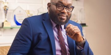 National Chairman of the Association of Industrial Pharmacists of Nigeria (NAIP), Pharm. (Sir) Bankole Aminu Ezebuilo,