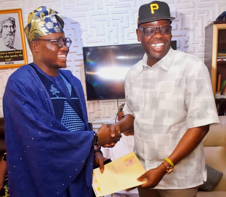 2027: Oluyole Reps Hopeful Ara Dumps APC for Accord, Describes Oriyomi Hamzat as ‘Liberator’