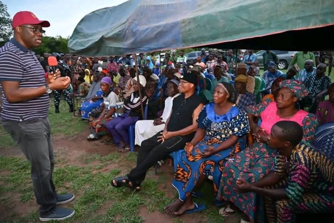 Makinde Gives Fresh Update on Abducted Students, Teachers, Says Victims Still in Old Oyo Park Axis. Makinde Gives Fresh Update on Abducted Students, Teachers, Says Victims Still in Old Oyo Park Axis.