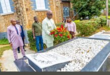 Makinde Pays Emotional Tribute to Late Father at 14th Memorial Service