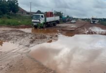 Ibadan-Oyo Road: Commuters, Oyo Group Slam Tinubu, APC Lawmakers Over Neglect
