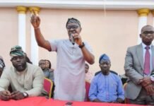 LG Workers Commend LGSC Chairman Akinwole Over Staff Welfare, Job Security