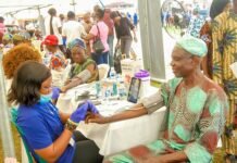 Soun Commends Adewole Foundation as Medical Outreach Reaches 4,000, Food Drive Serves Thousands