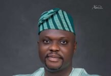 Oluyole Lawmaker, Waheed Akintayo, Donates Solar Lights, Building Materials, Cash